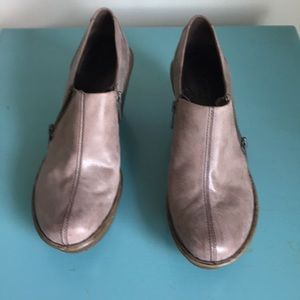 BORN side zip booties